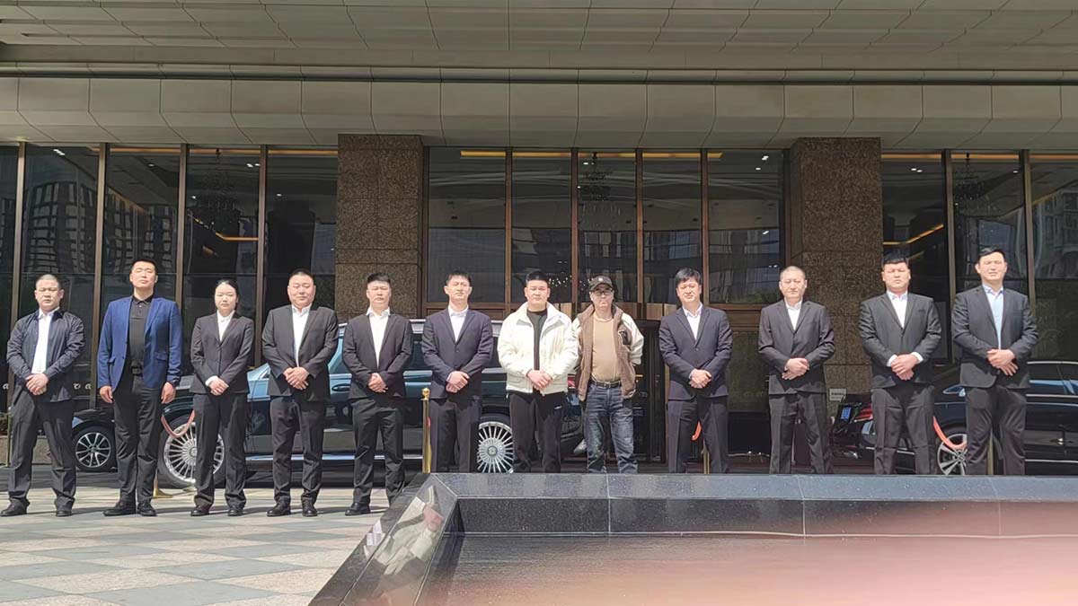 5.25深圳明星保鏢多少錢？深圳明星保鏢價(jià)格是多少？